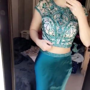 Emerald Green 2-Piece Prom Dress